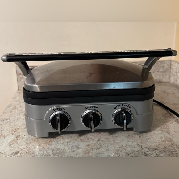 Cuisinart Other - Cuisinart 5 in 1 Griller!